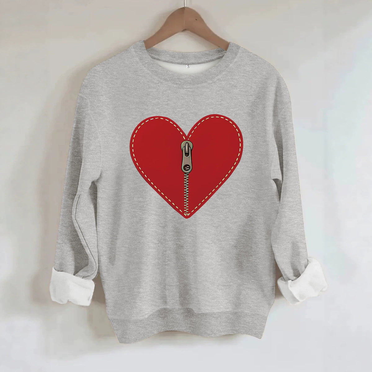 Love pattern printed round neck fleece hoodie