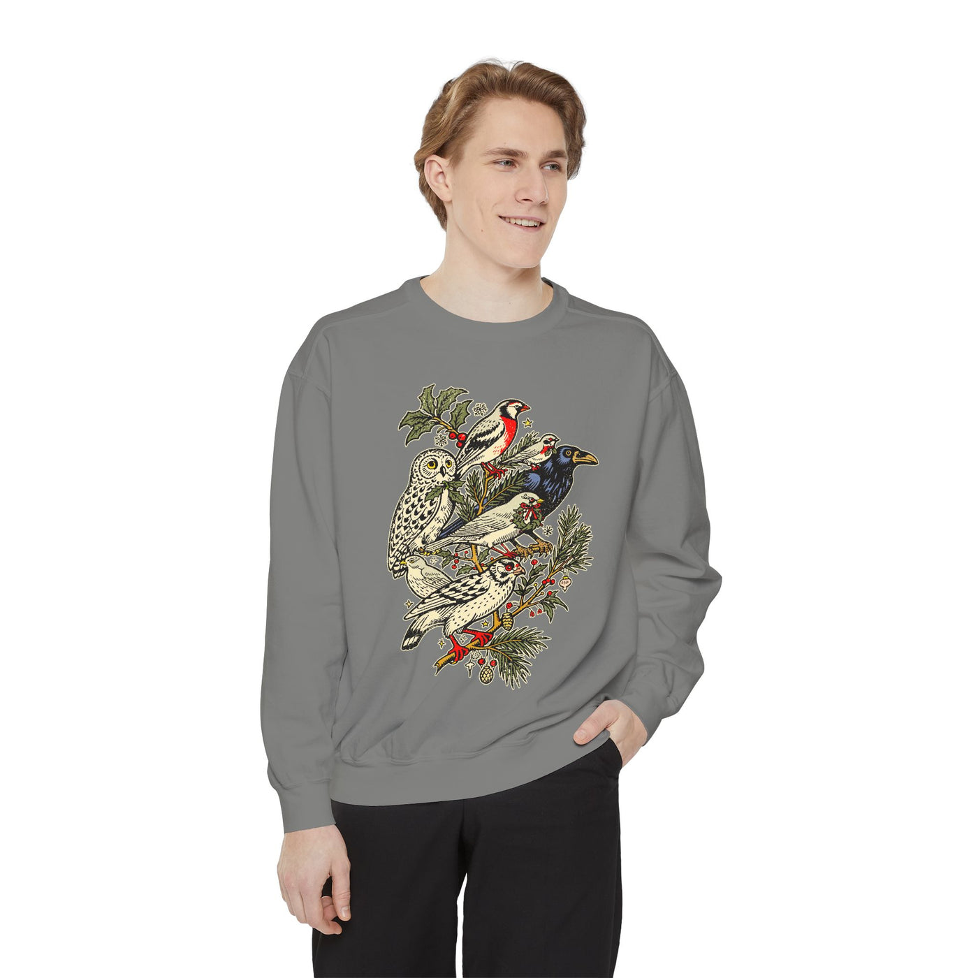 Winter Birds Graphic Sweatshirt, Vintage Woodland Pullover for Bird Lovers, Festive Nature Top, Cozy Christmas Gift for Birdwatchers