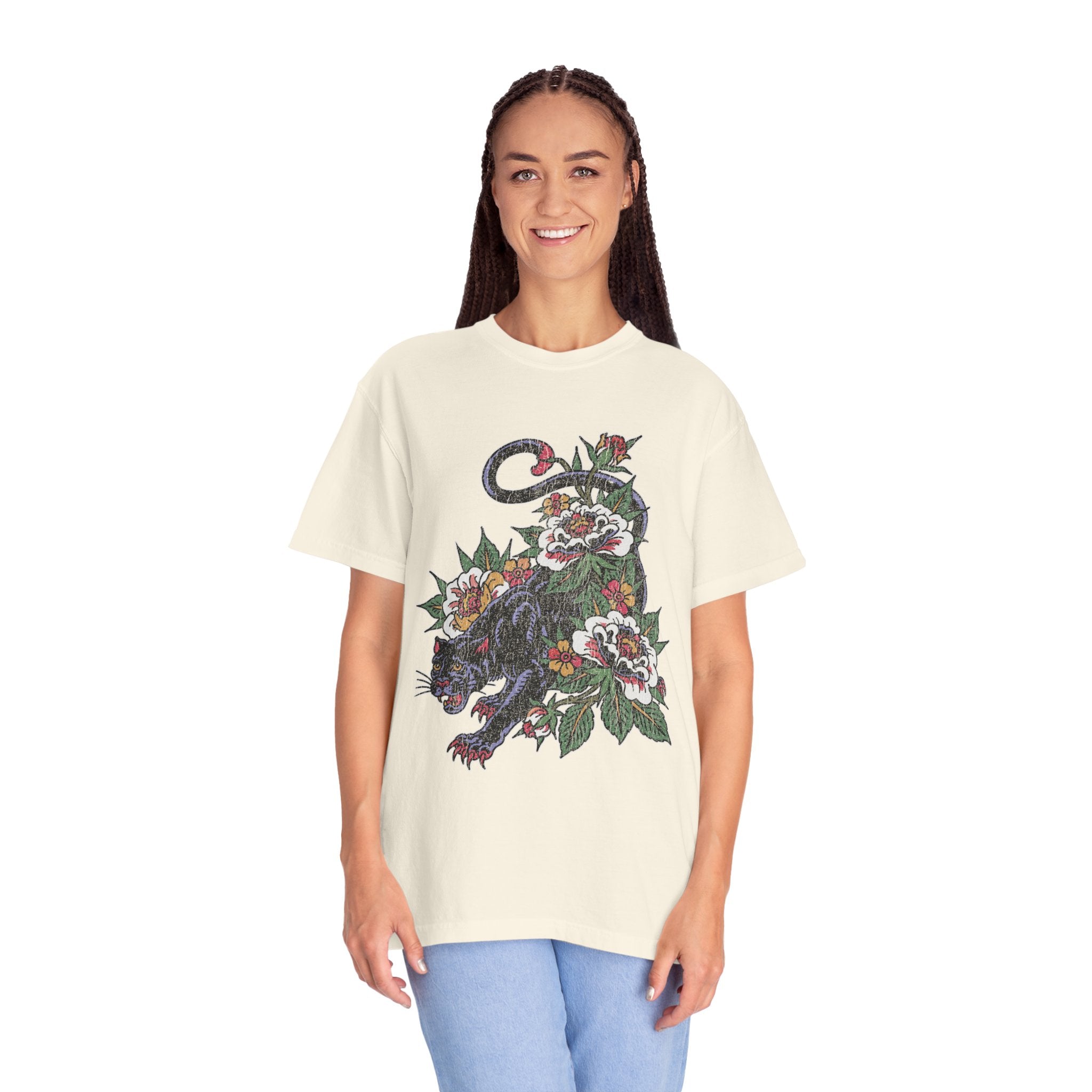 Traditional Panther Graphic Shirt, Floral Tattoo T-Shirt for Men and Women, Old School Big Cat Tee, Alternative Art Gift for Tattoo Fans