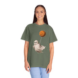 Cute Ghost Halloween Shirt, Pumpkin Balloon Graphic Tee, Vintage Spooky Season Gift for Women, Cozy October Fall Outfit for Ghost Lovers