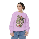 Winter Birds Graphic Sweatshirt, Vintage Woodland Pullover for Bird Lovers, Festive Nature Top, Cozy Christmas Gift for Birdwatchers