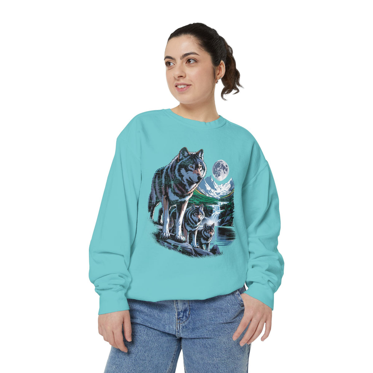 Wolf Pack Mountain Sweatshirt, Moonlit Wildlife Crewneck, Nature Lover Gift, Wilderness Forest Graphic Cozy Outdoor Pullover Unisex Top