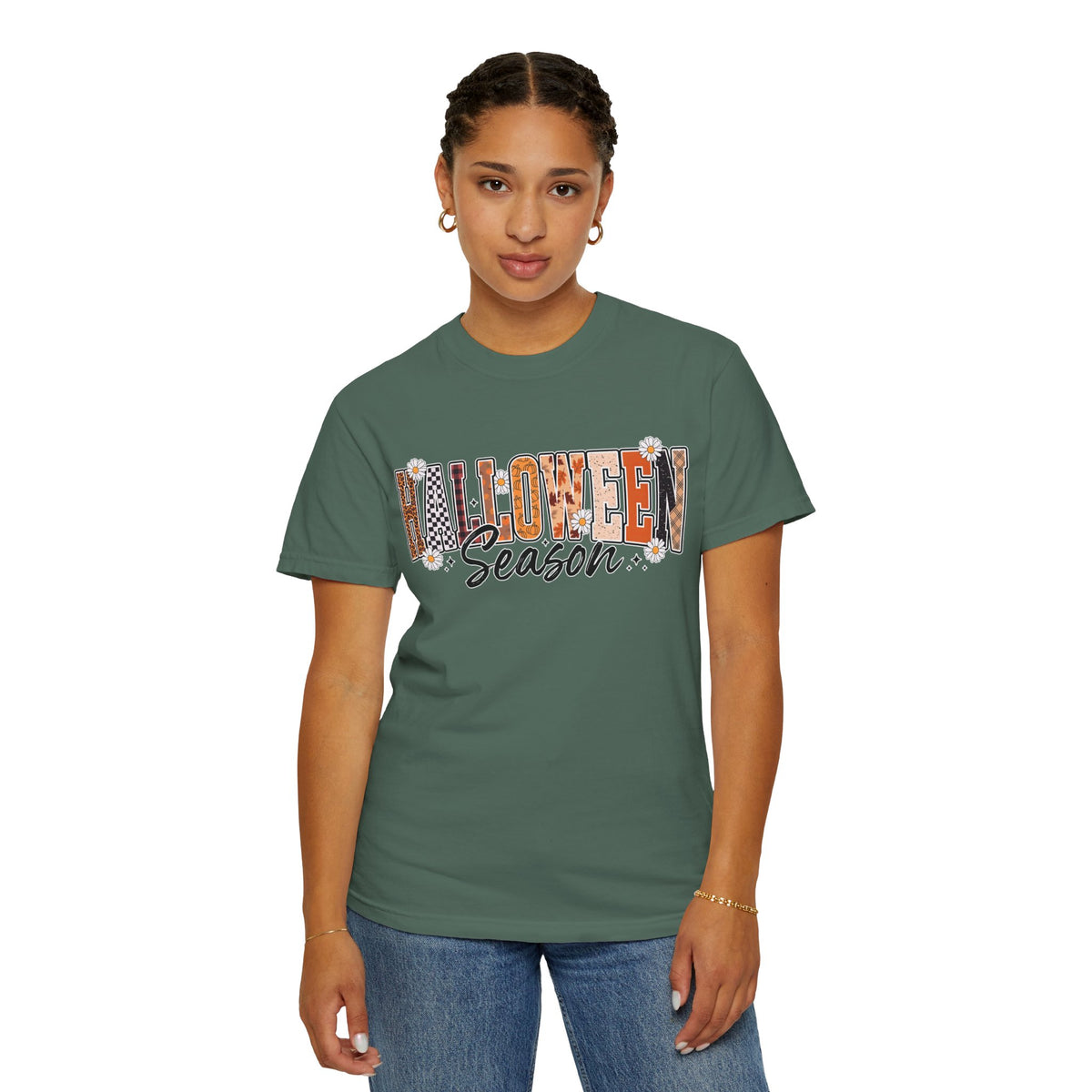 Halloween Season Shirt, Leopard Plaid Pumpkin Letter Graphic Tee, Cute Fall Gift for Women, Spooky October Outfit for Teachers and Moms