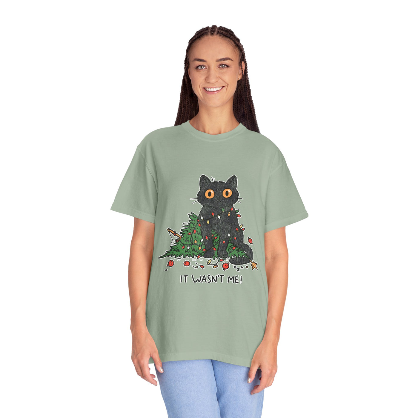 It Wasn't Me Black Cat Christmas Shirt, Funny Holiday T-Shirt, Mischievous Kitty Lights Tee, Gift for Cat Mom, Cat Dad, Christmas Party Top