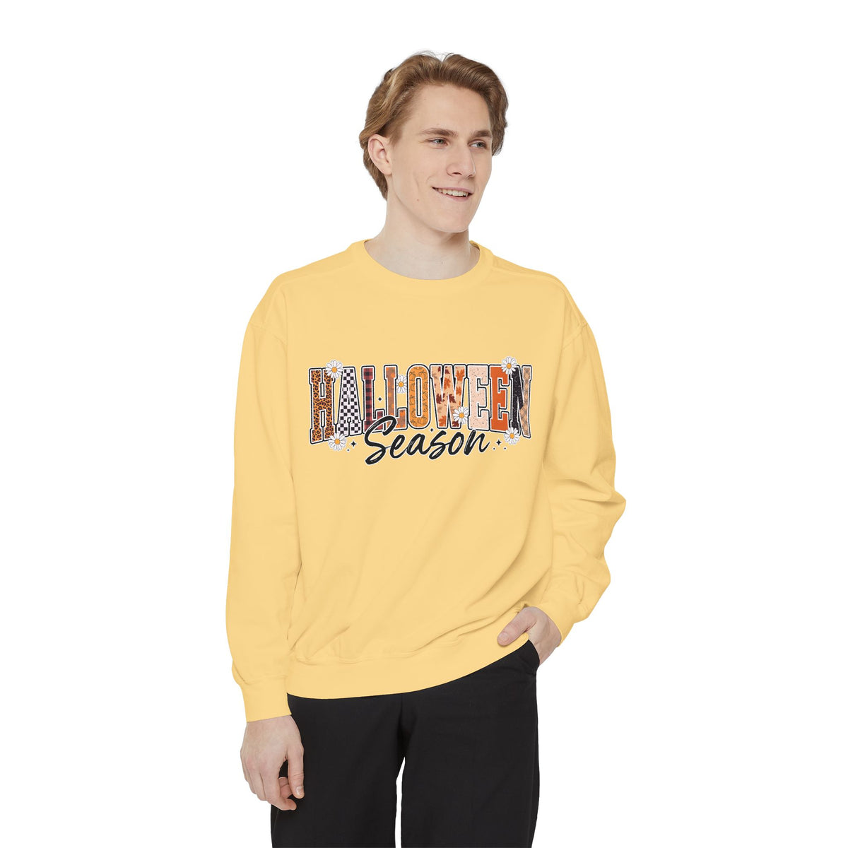 Halloween Season Sweatshirt, Leopard Plaid Pumpkin Letter Pullover, Cute Fall Gift for Women, Spooky October Outfit for Teachers and Moms