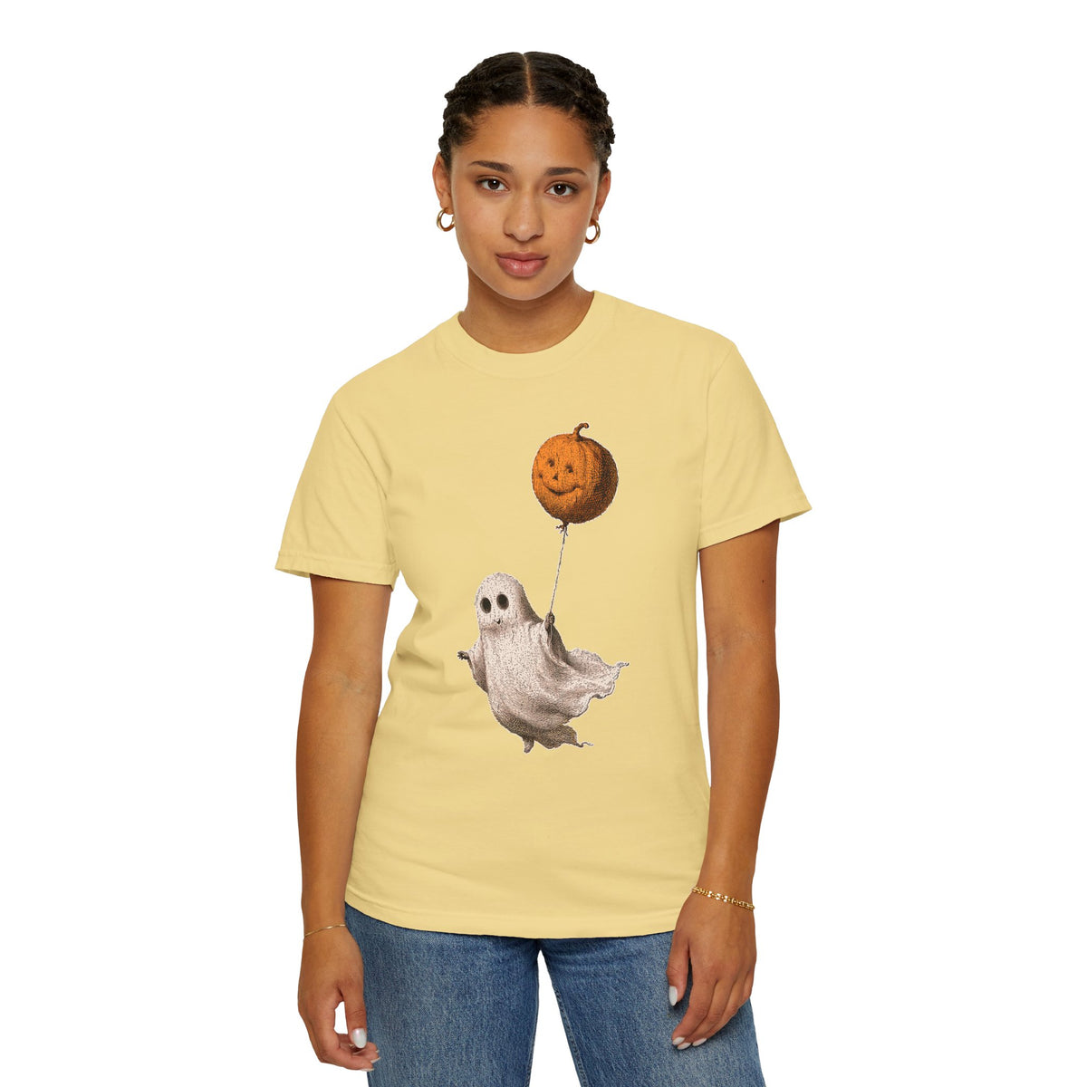 Cute Ghost Halloween Shirt, Pumpkin Balloon Graphic Tee, Vintage Spooky Season Gift for Women, Cozy October Fall Outfit for Ghost Lovers