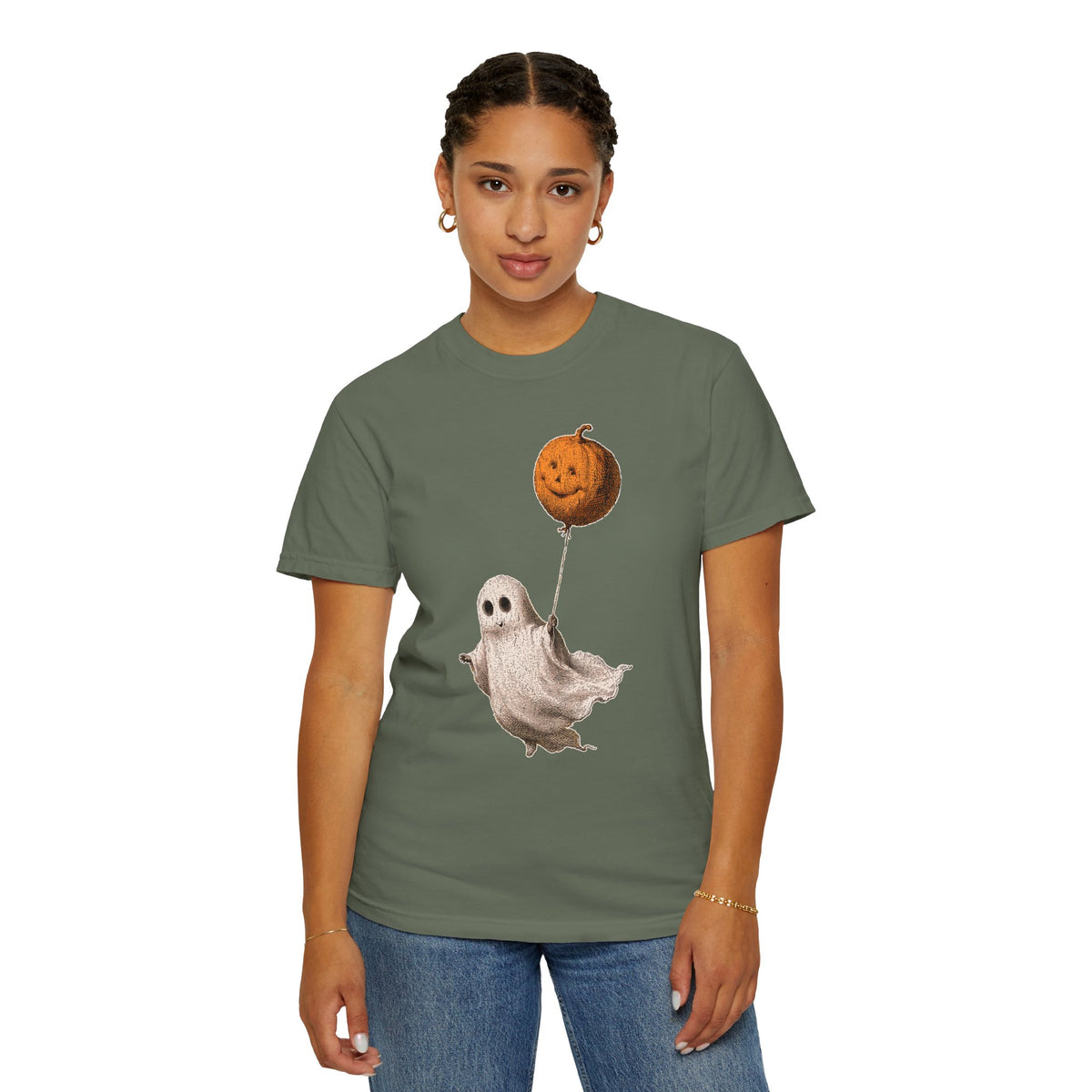 Cute Ghost Halloween Shirt, Pumpkin Balloon Graphic Tee, Vintage Spooky Season Gift for Women, Cozy October Fall Outfit for Ghost Lovers