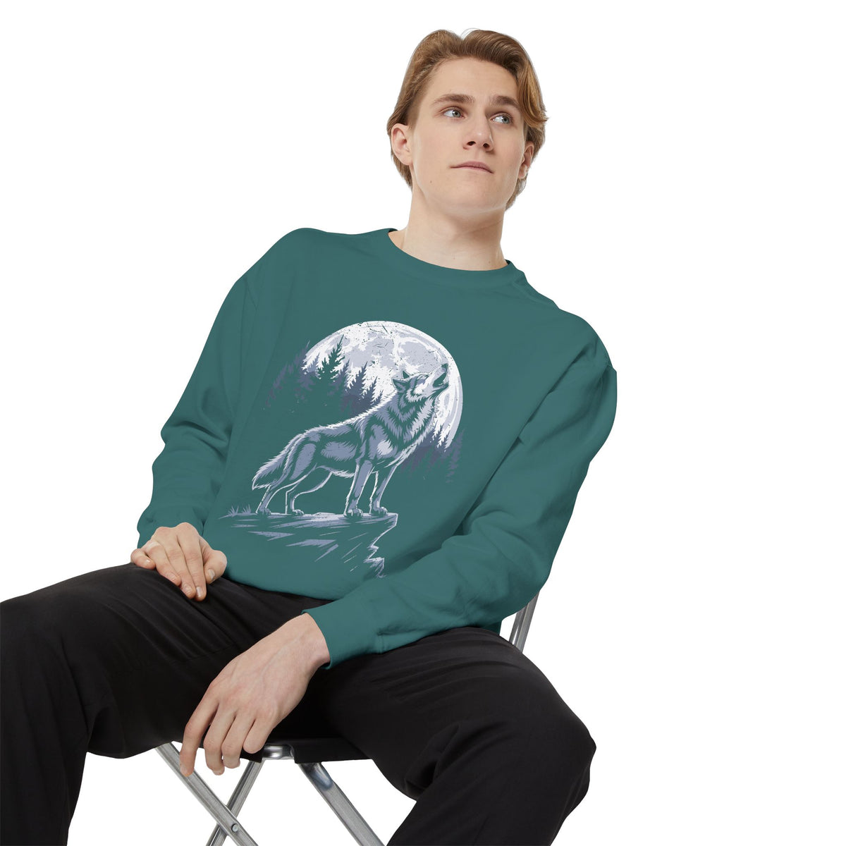 Howling Wolf Moon Sweatshirt, Mountain Forest Crewneck, Wildlife Lover Gift, Rustic Wilderness Graphic Cozy Outdoor Pullover Unisex Top