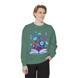 Book Lover Floral Sweatshirt, Open Book and Wildflower Crewneck, Reader Librarian Gift, Cozy Literary Pullover for Women and Teachers