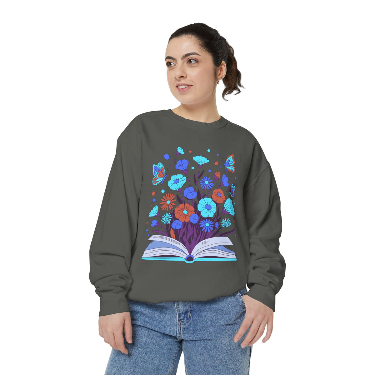 Book Lover Floral Sweatshirt, Open Book and Wildflower Crewneck, Reader Librarian Gift, Cozy Literary Pullover for Women and Teachers