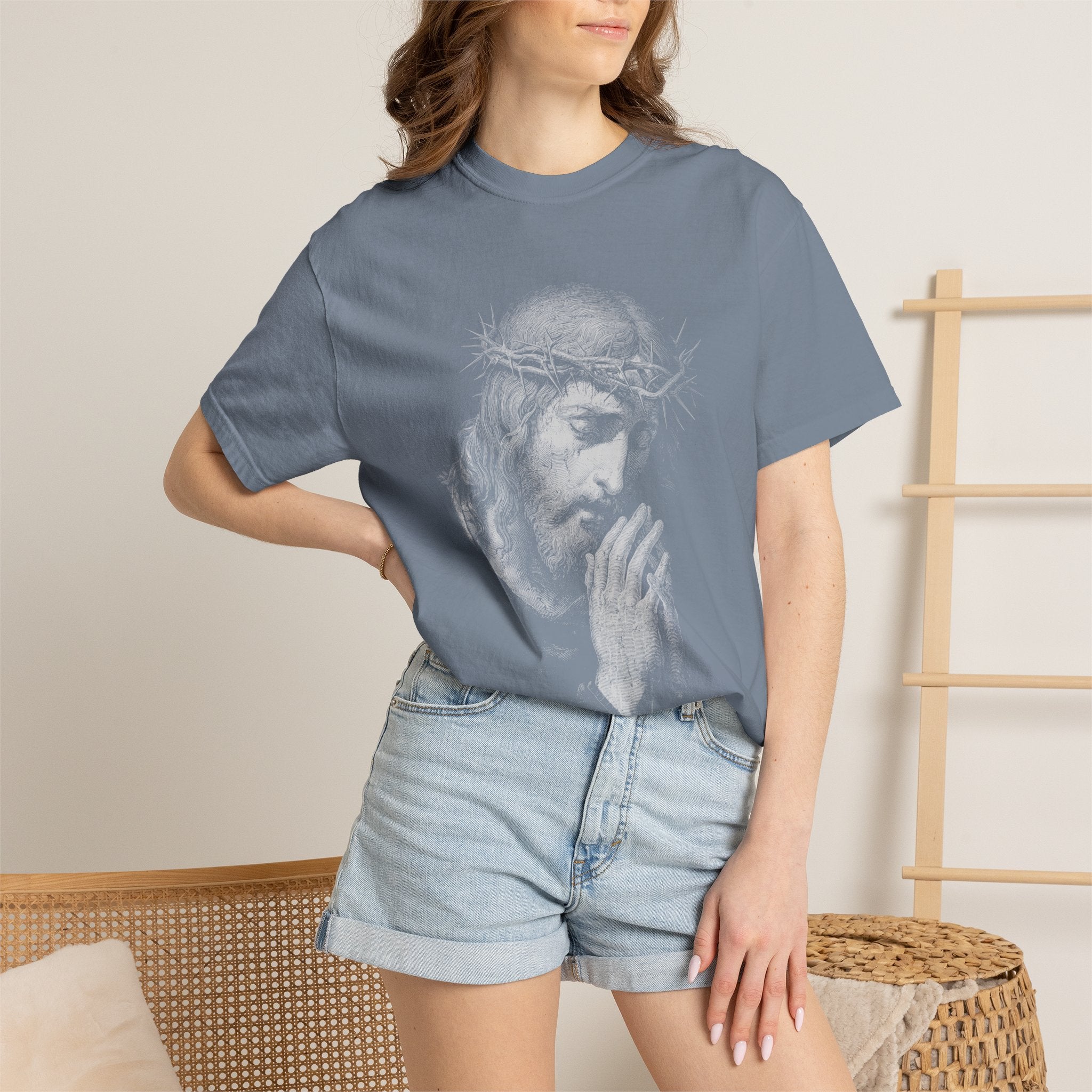 Jesus Praying Graphic Tee, Christian Faith T Shirt, Religious Streetwear Shirt, Vintage Jesus Shirt for Women Men