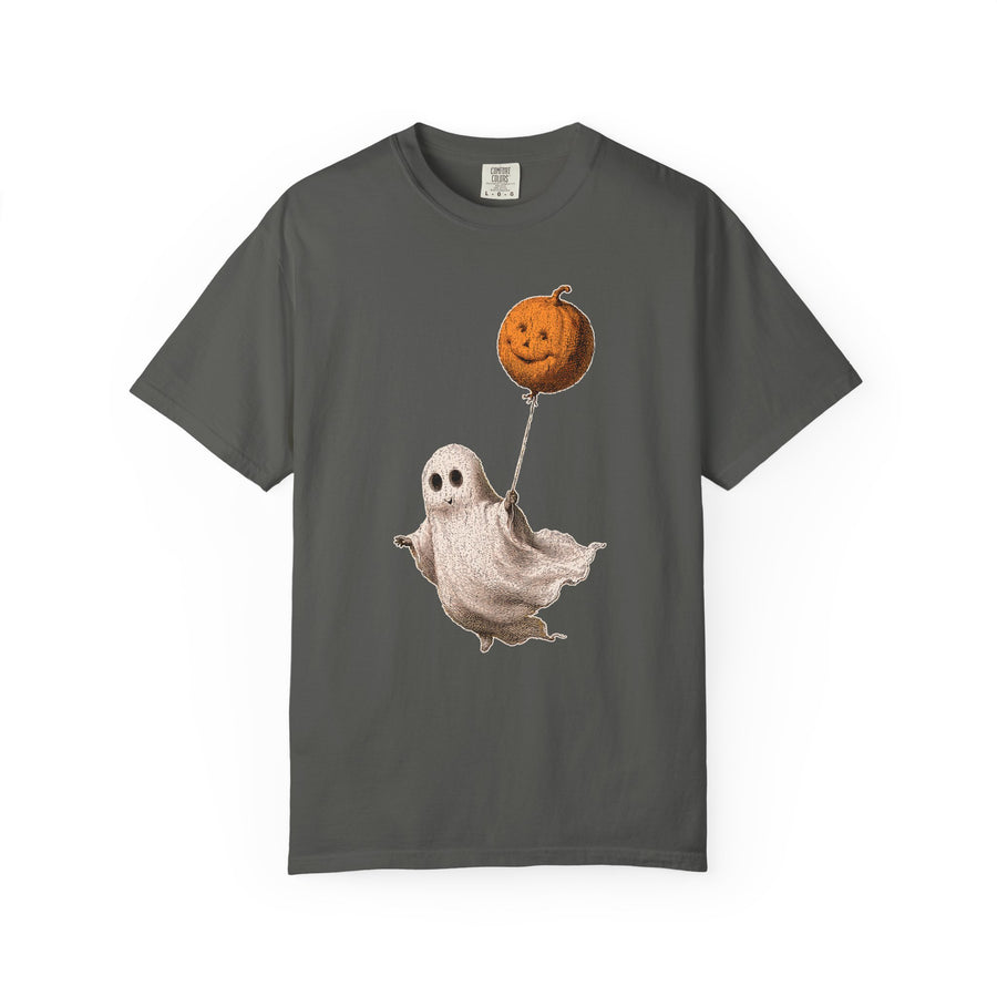 Cute Ghost Halloween Shirt, Pumpkin Balloon Graphic Tee, Vintage Spooky Season Gift for Women, Cozy October Fall Outfit for Ghost Lovers