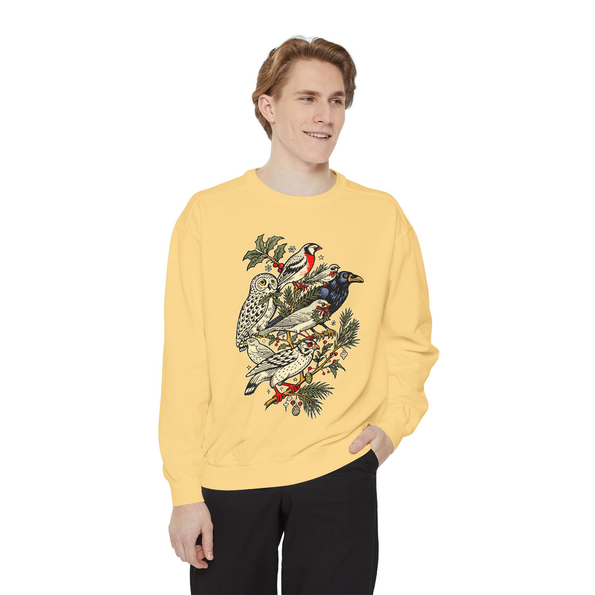 Winter Birds Graphic Sweatshirt, Vintage Woodland Pullover for Bird Lovers, Festive Nature Top, Cozy Christmas Gift for Birdwatchers