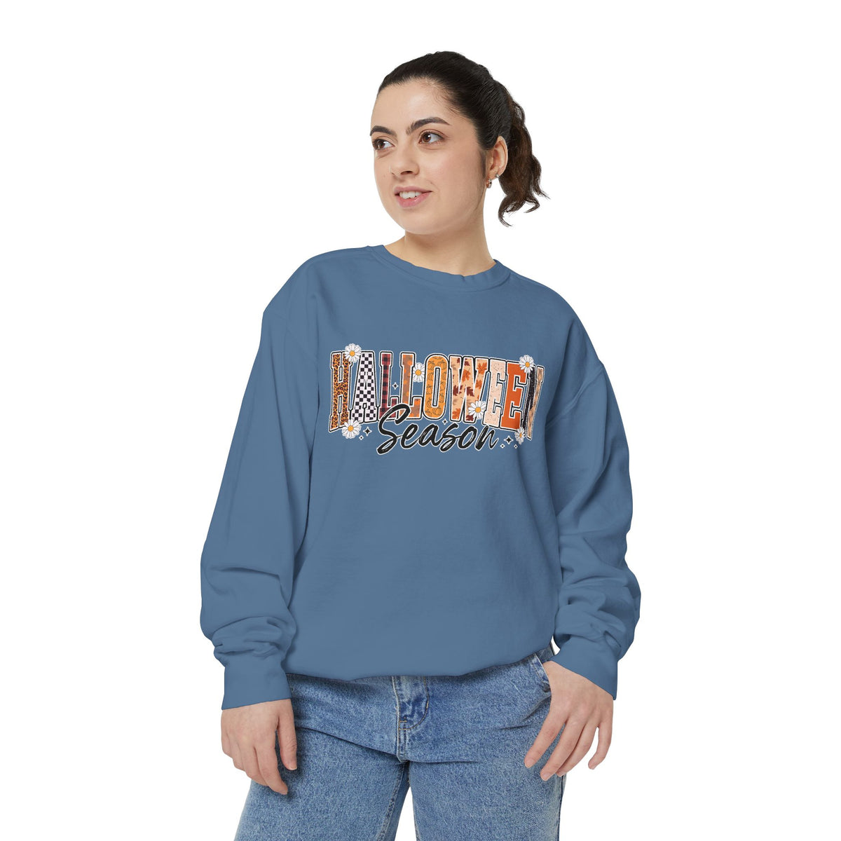 Halloween Season Sweatshirt, Leopard Plaid Pumpkin Letter Pullover, Cute Fall Gift for Women, Spooky October Outfit for Teachers and Moms