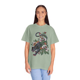 Traditional Panther Graphic Shirt, Floral Tattoo T-Shirt for Men and Women, Old School Big Cat Tee, Alternative Art Gift for Tattoo Fans
