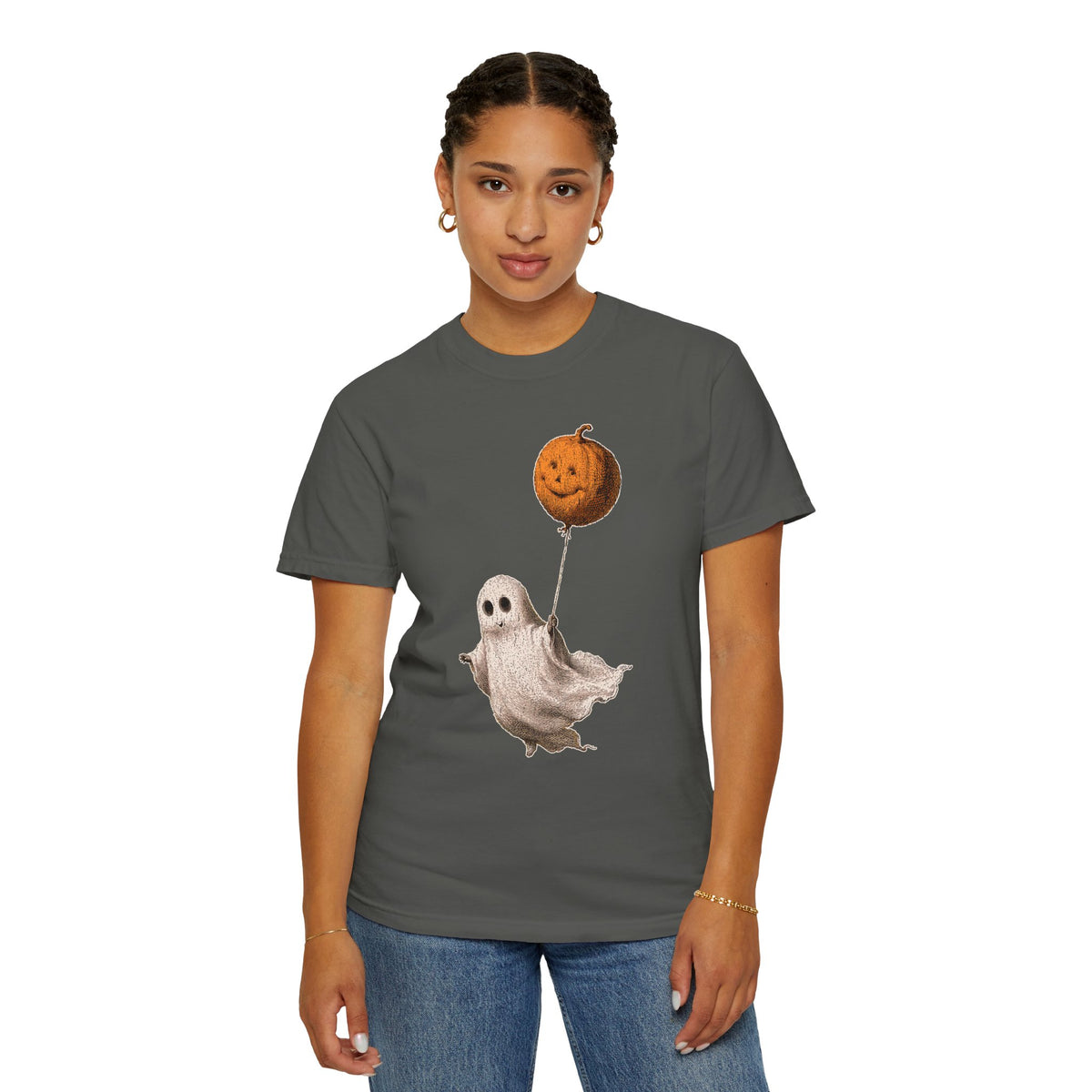 Cute Ghost Halloween Shirt, Pumpkin Balloon Graphic Tee, Vintage Spooky Season Gift for Women, Cozy October Fall Outfit for Ghost Lovers