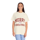 Merry Christmas Santa Shirt, Vintage Holiday T-Shirt, Festive Christmas Party Tee, Retro Santa Claus Gift for Family Photos, Men or Women