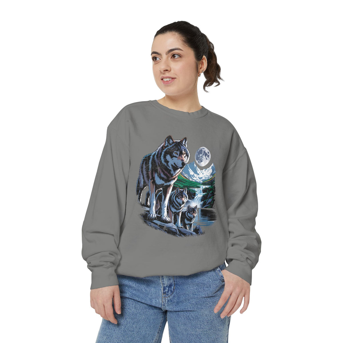 Wolf Pack Mountain Sweatshirt, Moonlit Wildlife Crewneck, Nature Lover Gift, Wilderness Forest Graphic Cozy Outdoor Pullover Unisex Top
