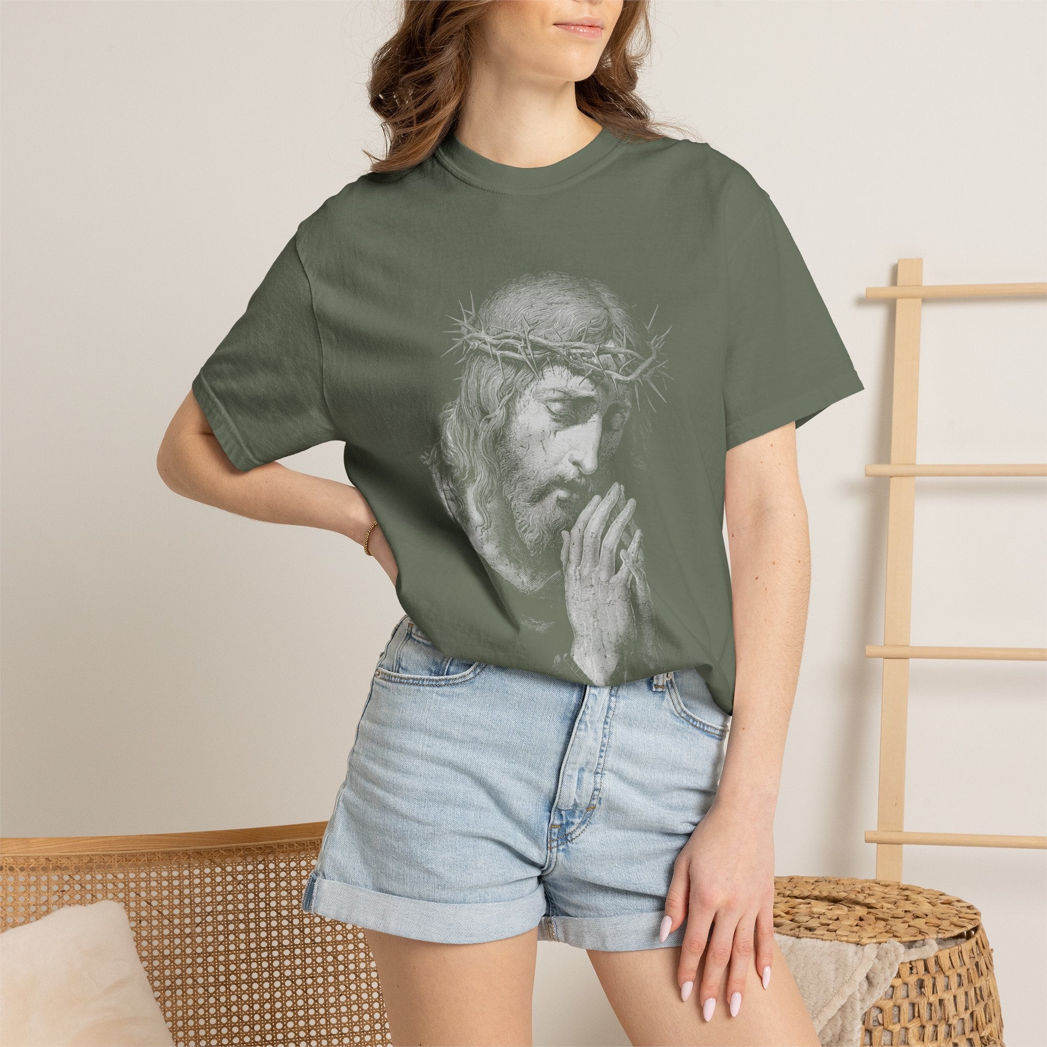 Jesus Praying Graphic Tee, Christian Faith T Shirt, Religious Streetwear Shirt, Vintage Jesus Shirt for Women Men