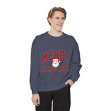 Merry Christmas Santa Sweatshirt, Vintage Holiday Crewneck, Festive Christmas Party Pullover, Retro Santa Claus Gift for Family Photos