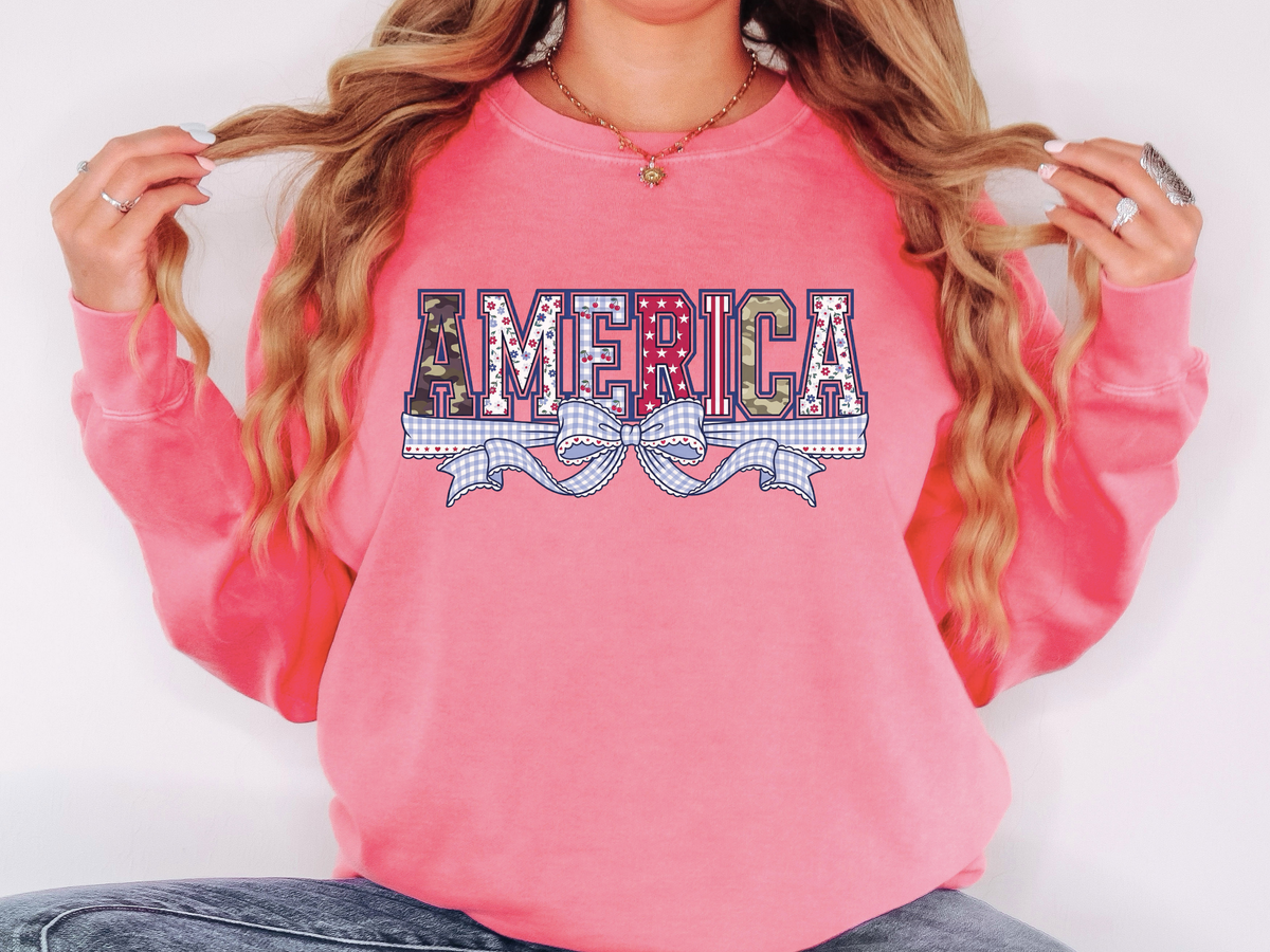 Patriotic America Bow Sweatshirt, Coquette USA Crewneck for Women, Vintage Americana Pullover, Fourth of July Sweatshirt Gift