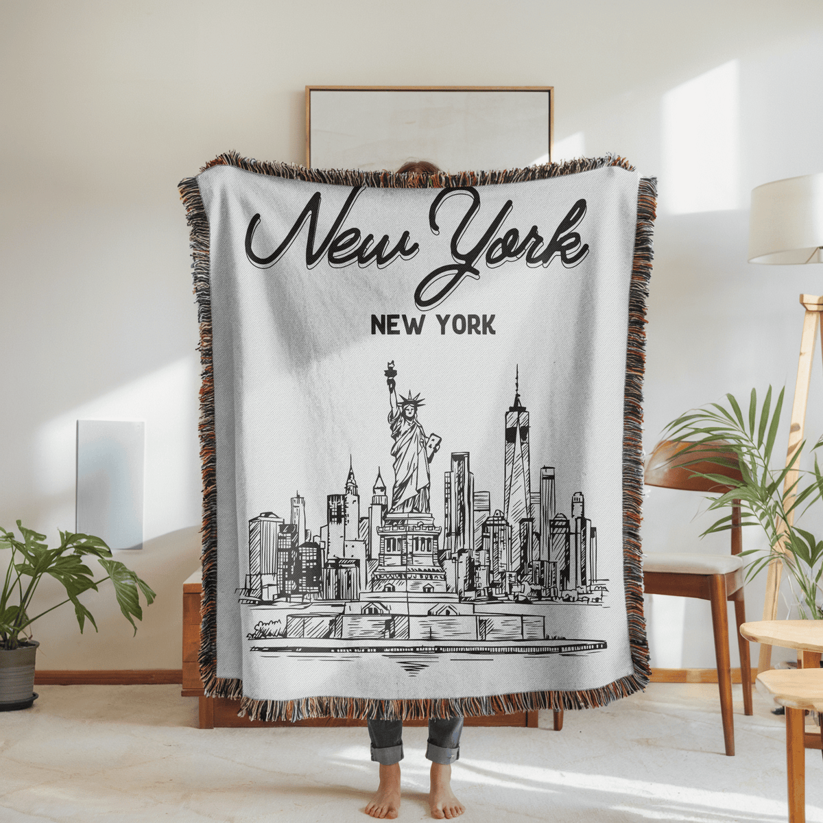 New York City Skyline Woven Blanket, NYC Throw Blanket with Statue of Liberty, New York Travel Gift, Cityscape Home Decor Blanket