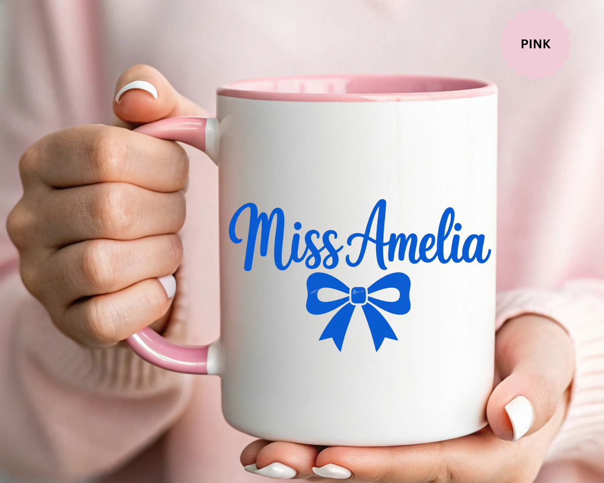 Personalized Teacher Name Mug, Custom Teacher Coffee Mug with Bow Design, Teacher Appreciation Gift, Classroom Desk Mug for Educators