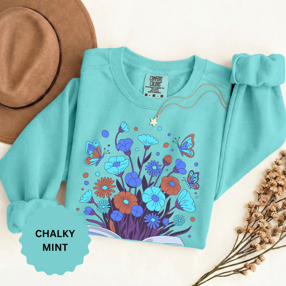 Book Lover Floral Sweatshirt, Open Book and Wildflower Crewneck, Reader Librarian Gift, Cozy Literary Pullover for Women and Teachers