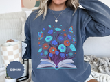 Book Lover Floral Sweatshirt, Open Book and Wildflower Crewneck, Reader Librarian Gift, Cozy Literary Pullover for Women and Teachers