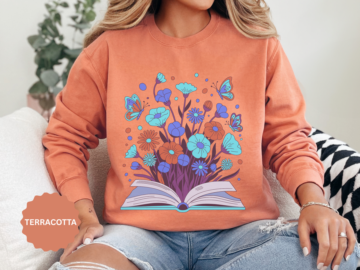 Book Lover Floral Sweatshirt, Open Book and Wildflower Crewneck, Reader Librarian Gift, Cozy Literary Pullover for Women and Teachers