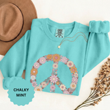Floral Peace Sign Sweatshirt, Retro Daisy Crewneck for Women, Hippie Flower Gift, Cozy Boho Pullover for Festivals and Everyday Wear