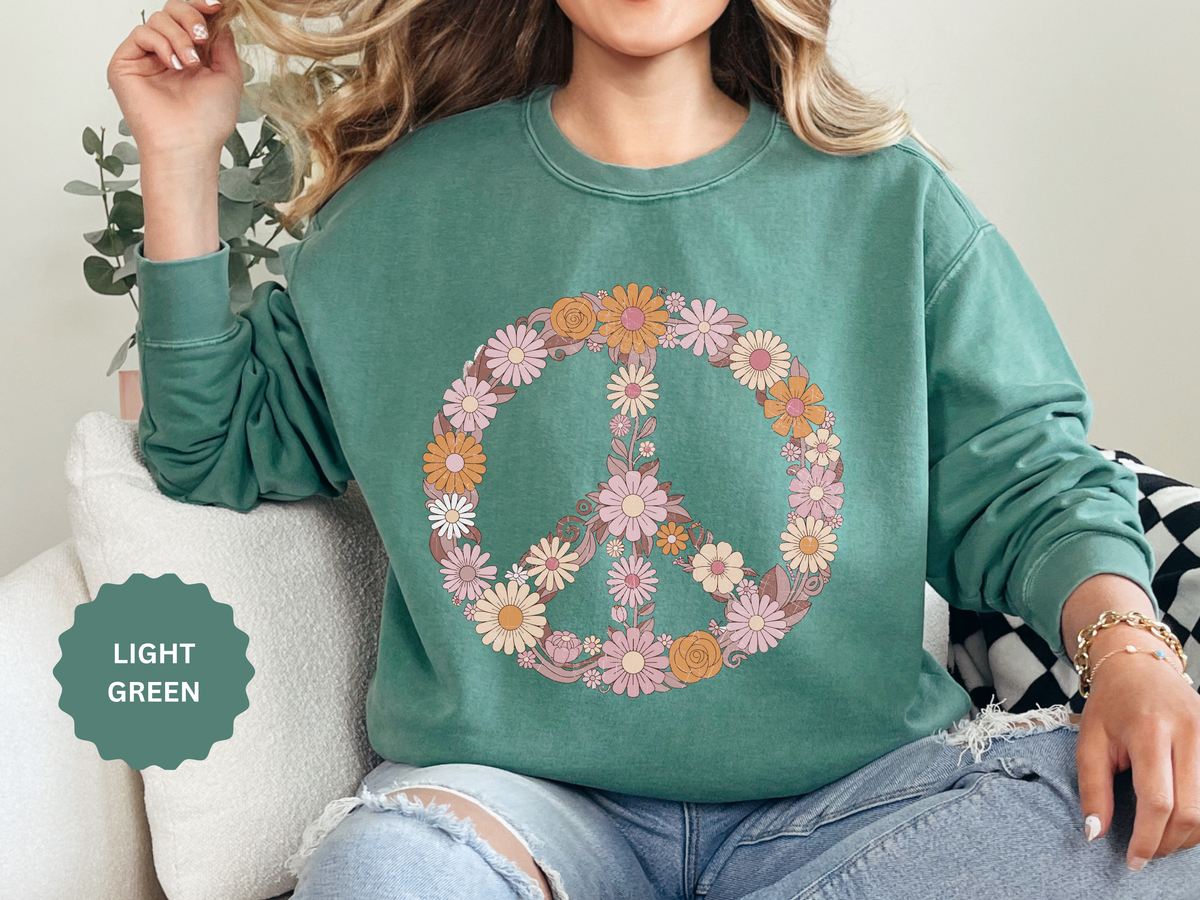 Floral Peace Sign Sweatshirt, Retro Daisy Crewneck for Women, Hippie Flower Gift, Cozy Boho Pullover for Festivals and Everyday Wear