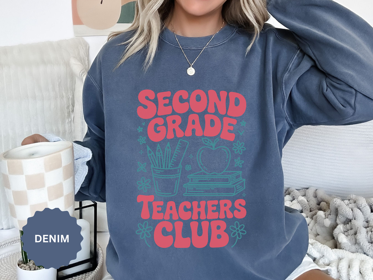 Second Grade Teachers Club Sweatshirt, Retro Teacher Crewneck, 2nd Grade Team Shirt, Back to School Outfit, Educator Appreciation Gift