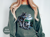 Wolf Pack Mountain Sweatshirt, Moonlit Wildlife Crewneck, Nature Lover Gift, Wilderness Forest Graphic Cozy Outdoor Pullover Unisex Top