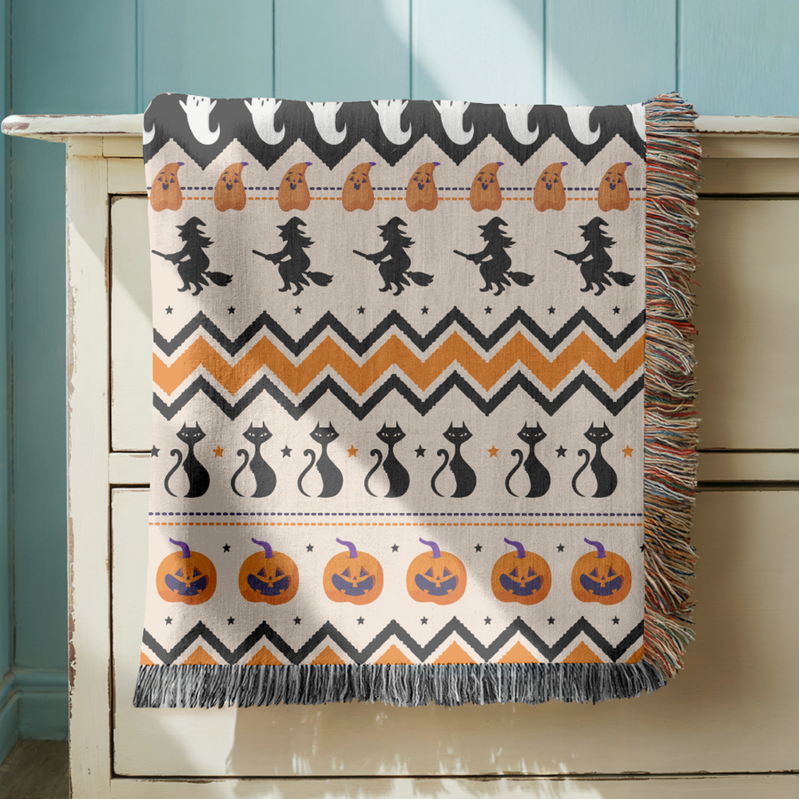 Black Cat Halloween Blanket, Retro Pumpkin and Ghost Throw for Cozy Fall Home Decor, Spooky Vintage Sofa Blanket, Cat Lover Halloween Gift
