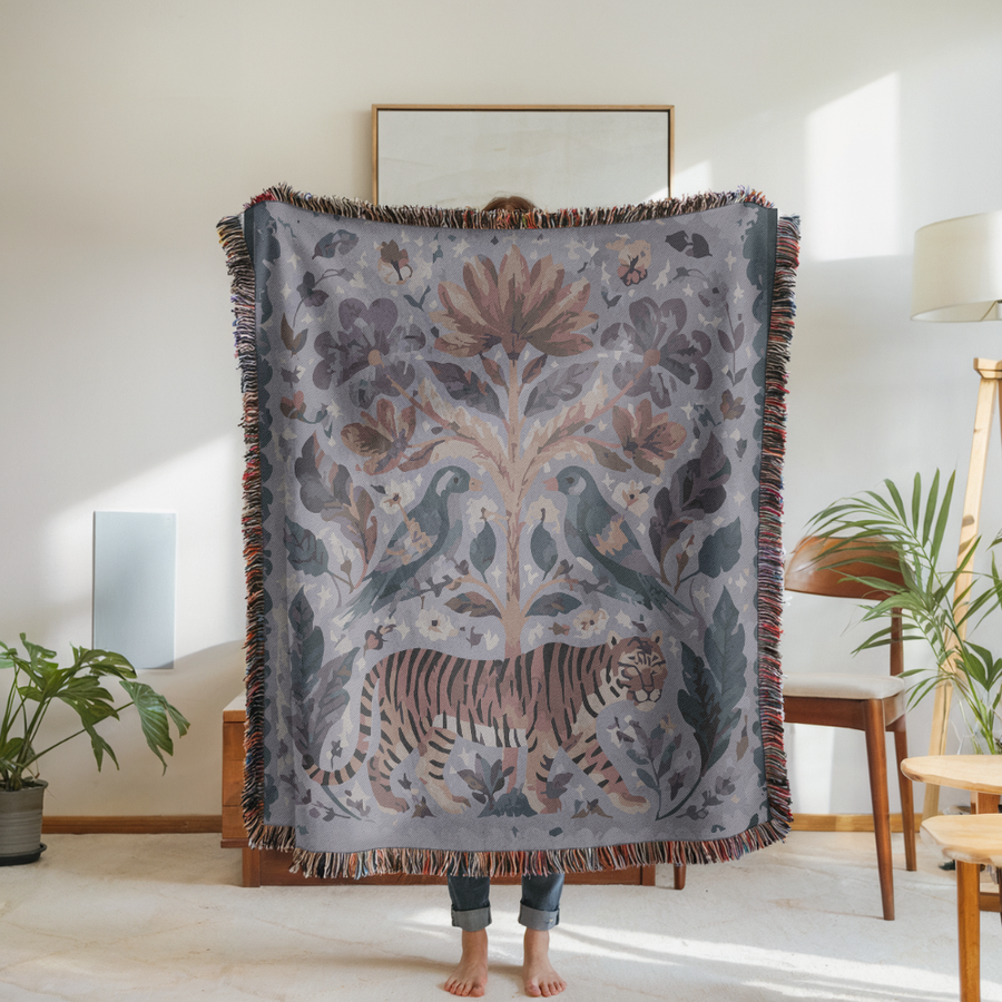 Vintage Tiger Tapestry Blanket, Botanical Woven Throw, Wildcat Floral Home Decor, Boho Cottagecore Gift, Cozy Nature Inspired Accent