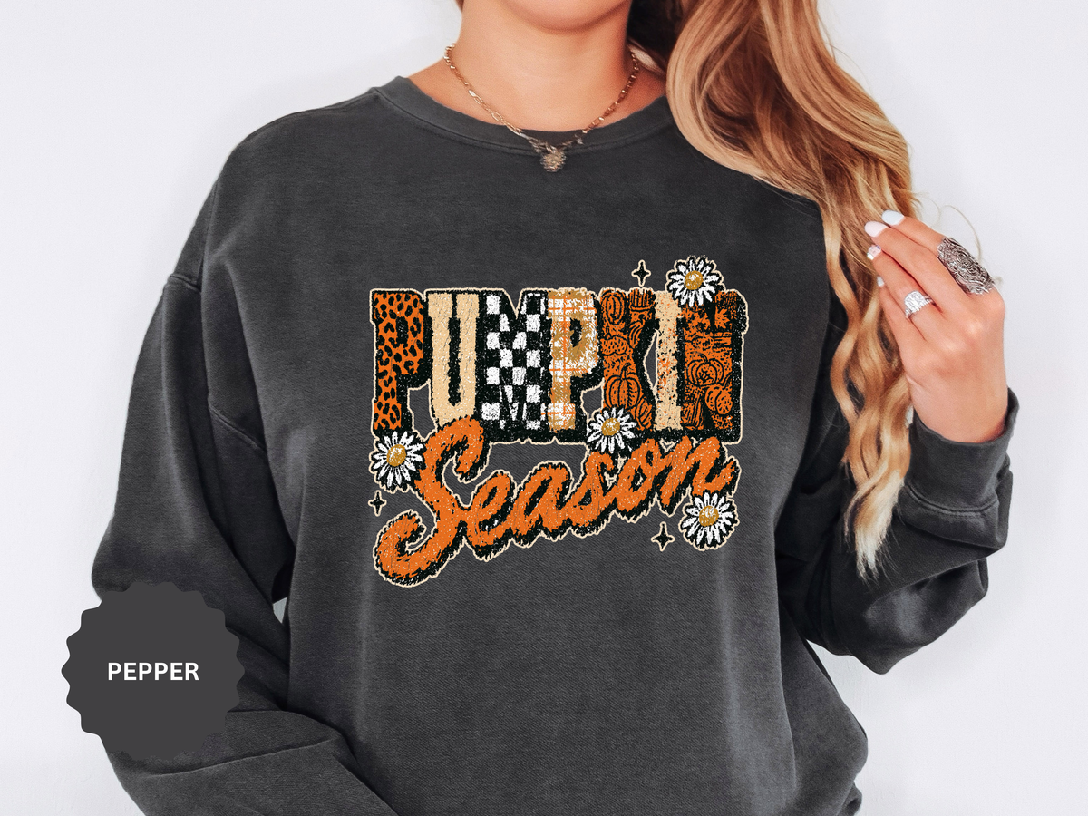 Pumpkin Season Sweatshirt, Retro Leopard Checker Fall Pullover, Cute Autumn Gift for Women, Cozy Thanksgiving October Outfit for Her