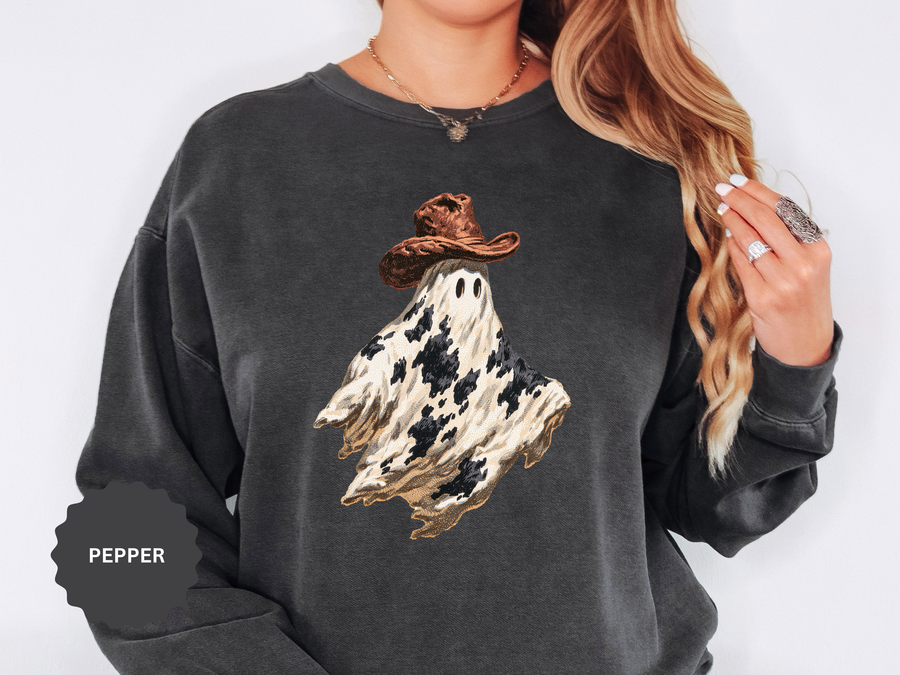 Western Ghost Halloween Sweatshirt, Cowboy Hat Spooky Pullover, Cute Vintage Fall Gift for Cowgirl, Country October Outfit for Women