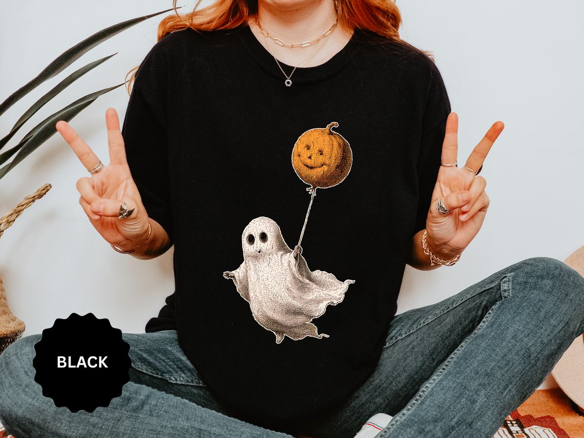 Cute Ghost Halloween Shirt, Pumpkin Balloon Graphic Tee, Vintage Spooky Season Gift for Women, Cozy October Fall Outfit for Ghost Lovers