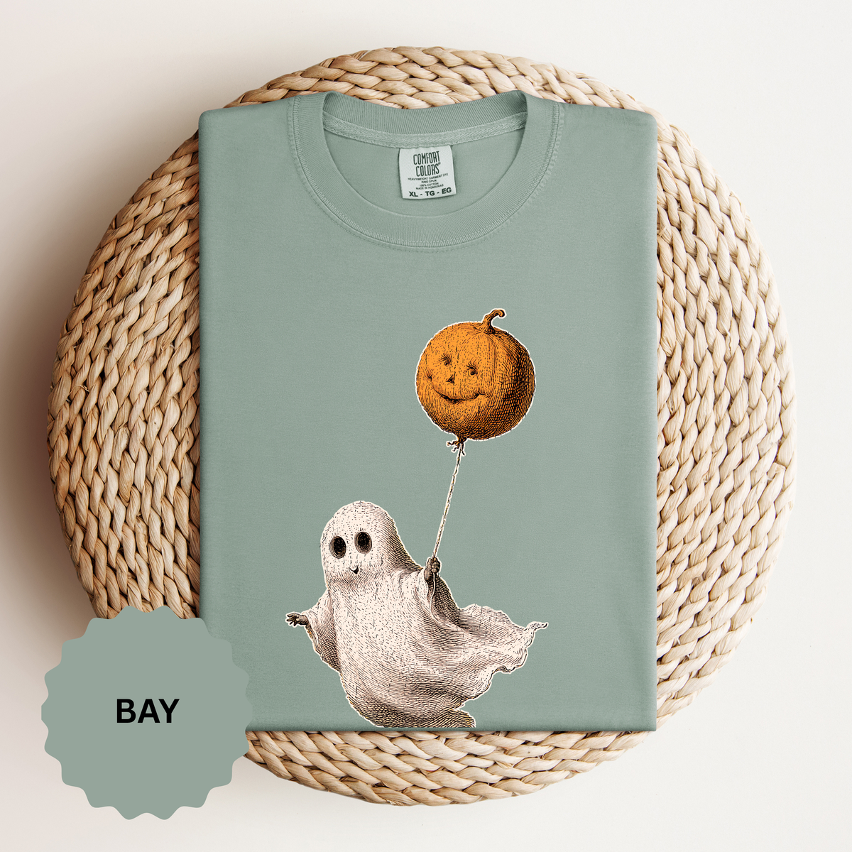 Cute Ghost Halloween Shirt, Pumpkin Balloon Graphic Tee, Vintage Spooky Season Gift for Women, Cozy October Fall Outfit for Ghost Lovers