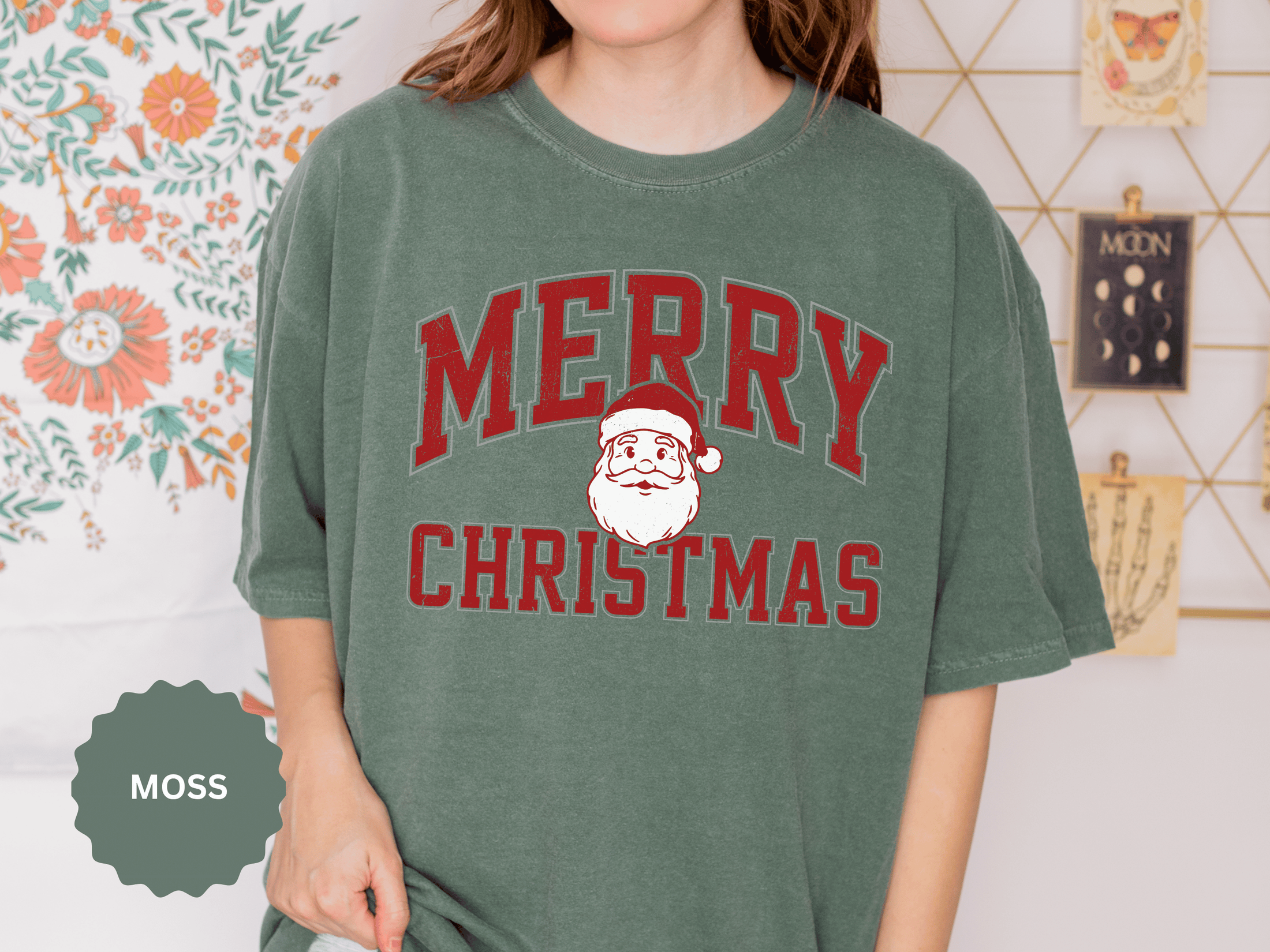 Merry Christmas Santa Shirt, Vintage Holiday T-Shirt, Festive Christmas Party Tee, Retro Santa Claus Gift for Family Photos, Men or Women