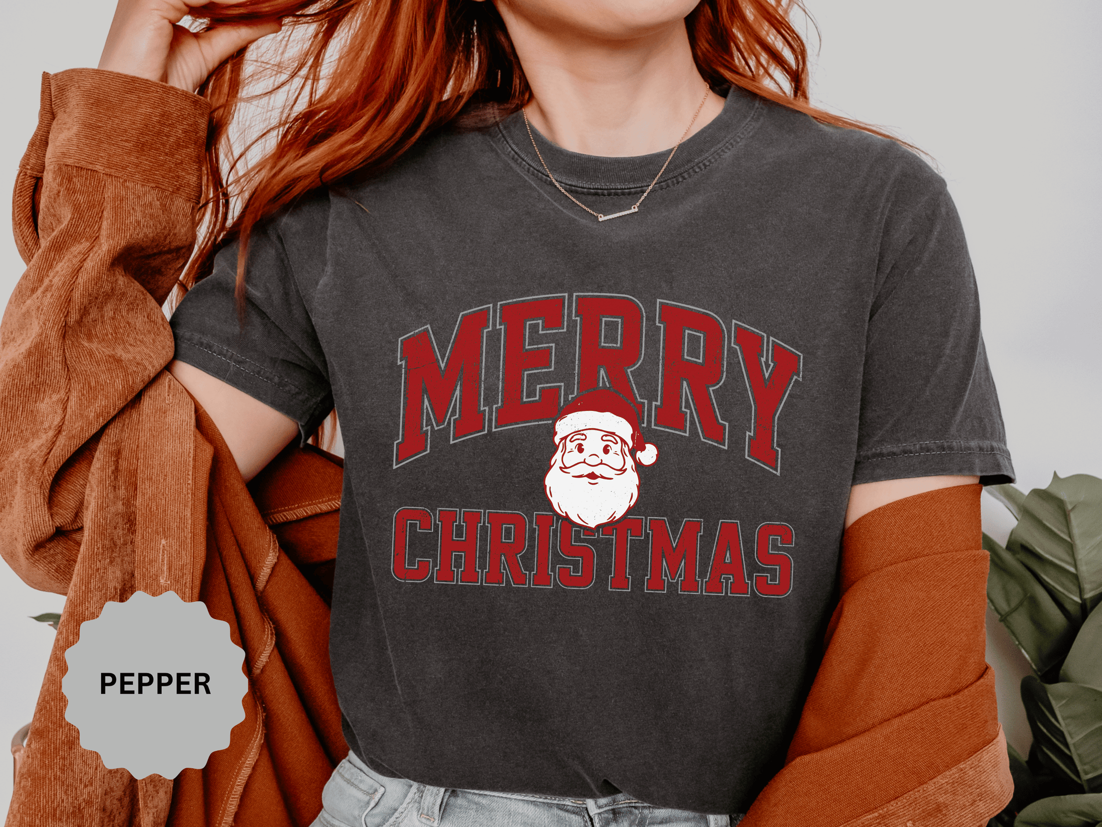 Merry Christmas Santa Shirt, Vintage Holiday T-Shirt, Festive Christmas Party Tee, Retro Santa Claus Gift for Family Photos, Men or Women
