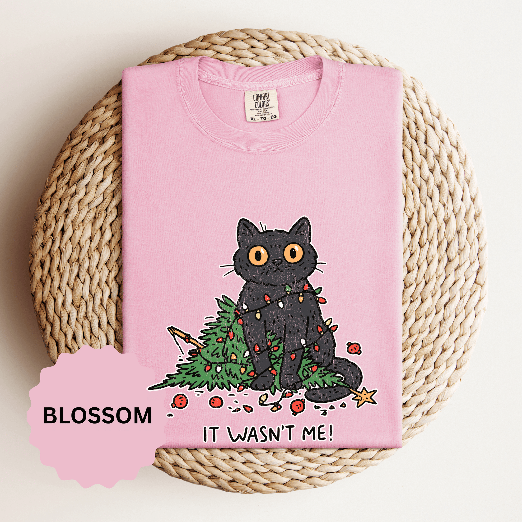 It Wasn't Me Black Cat Christmas Shirt, Funny Holiday T-Shirt, Mischievous Kitty Lights Tee, Gift for Cat Mom, Cat Dad, Christmas Party Top