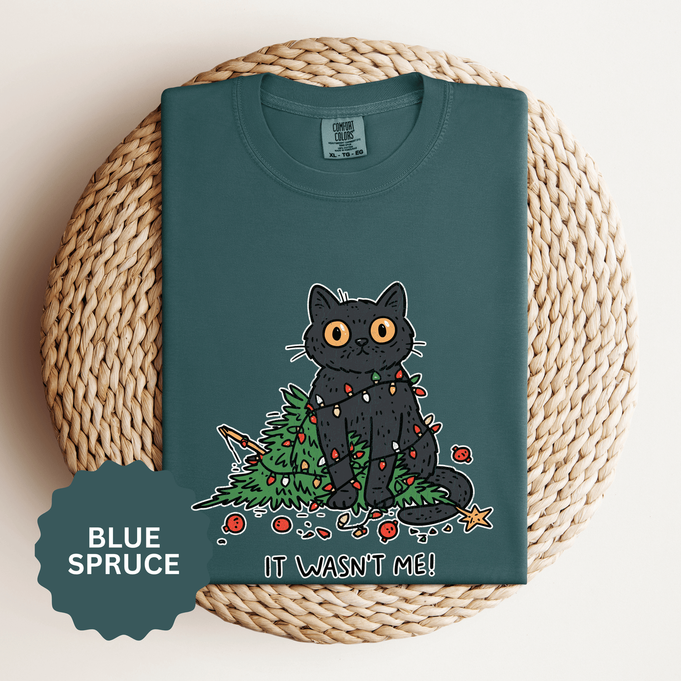 It Wasn't Me Black Cat Christmas Shirt, Funny Holiday T-Shirt, Mischievous Kitty Lights Tee, Gift for Cat Mom, Cat Dad, Christmas Party Top