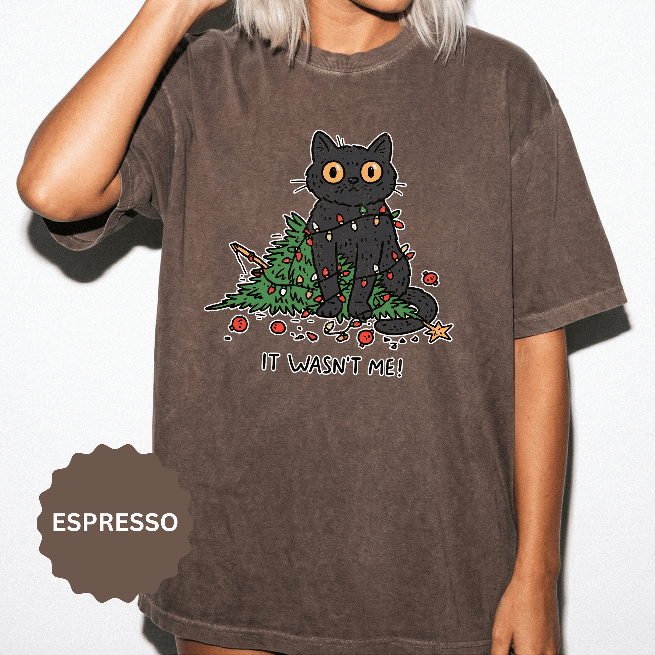 It Wasn't Me Black Cat Christmas Shirt, Funny Holiday T-Shirt, Mischievous Kitty Lights Tee, Gift for Cat Mom, Cat Dad, Christmas Party Top