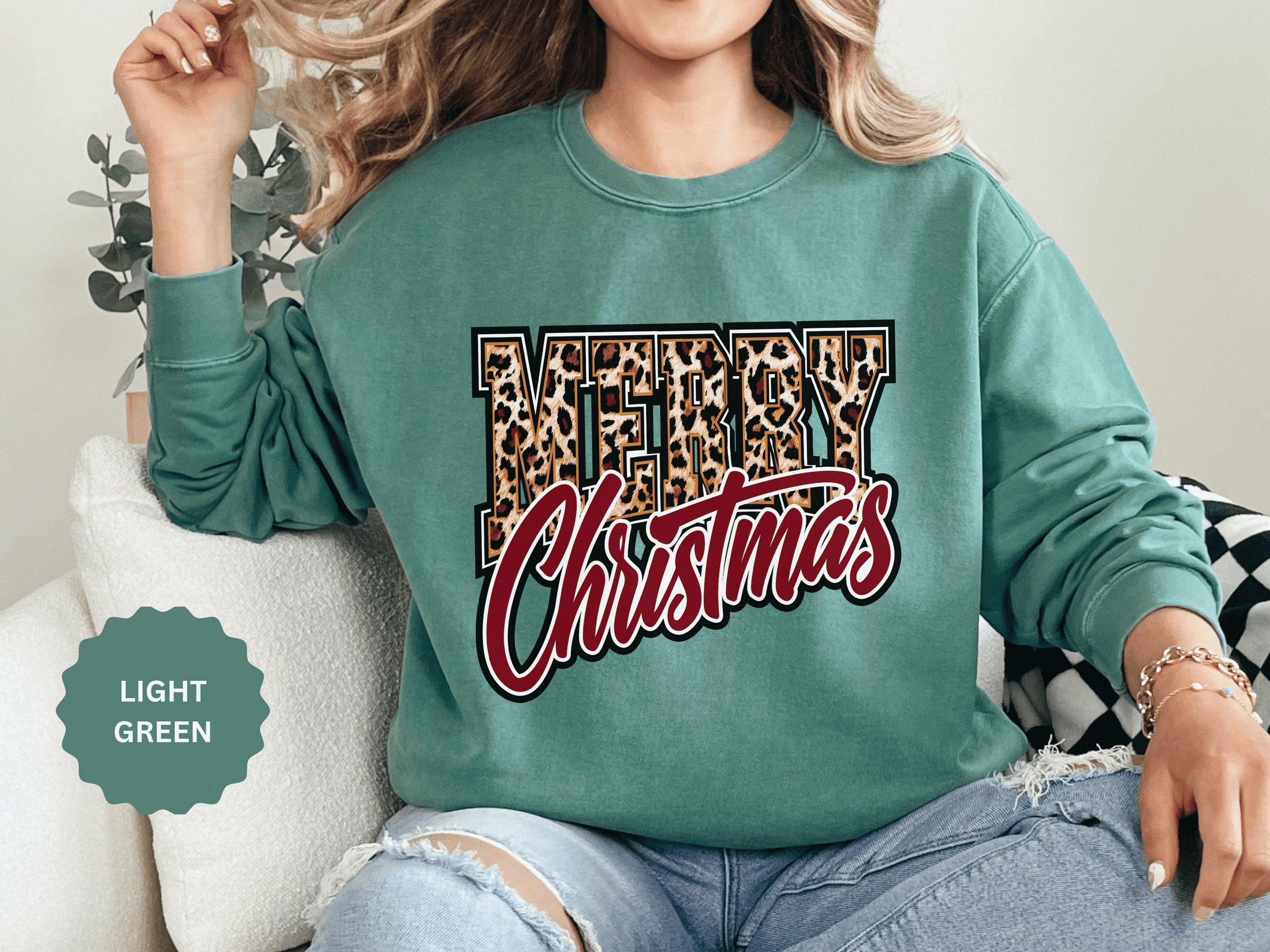 Merry Christmas Leopard Print Sweatshirt, Trendy Holiday Crewneck, Cheetah Lettering Pullover, Festive Gift for Women, Mom or Teacher