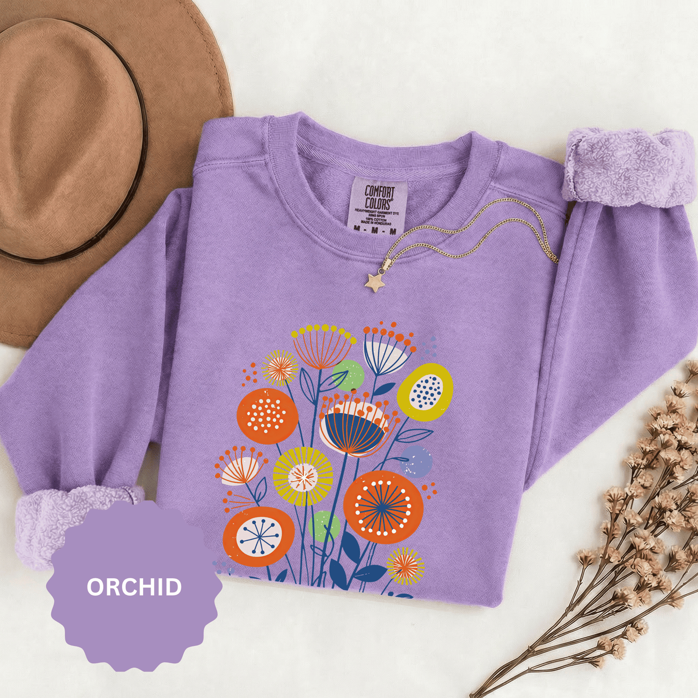 Retro Floral Graphic Sweatshirt, Colorful Botanical Pullover for Flower Lovers, Mid Century Garden Top, Cheerful Nature Gift for Her