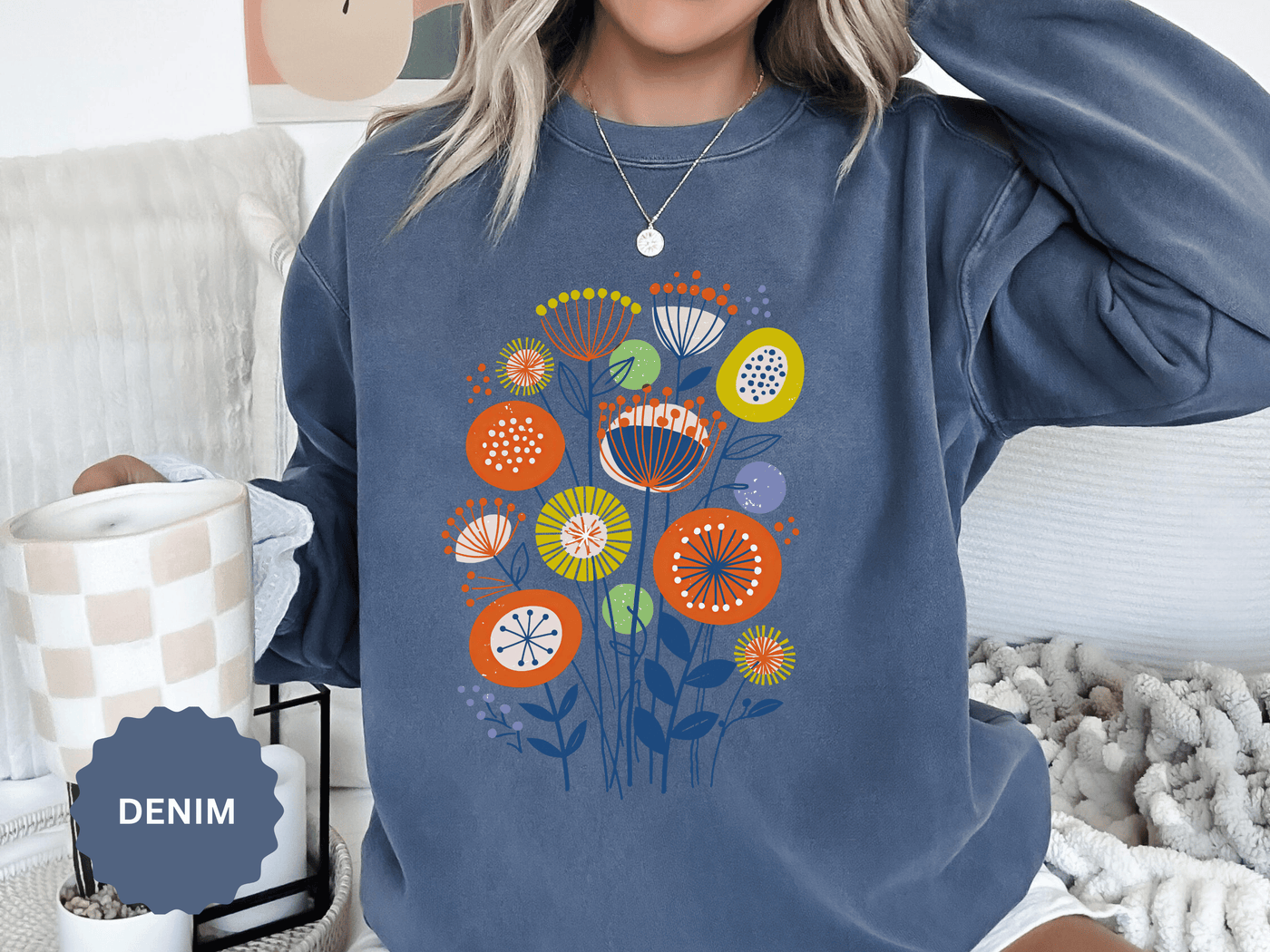 Retro Floral Graphic Sweatshirt, Colorful Botanical Pullover for Flower Lovers, Mid Century Garden Top, Cheerful Nature Gift for Her