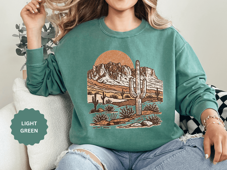 Desert Cactus Graphic Sweatshirt, Vintage Southwest Pullover for Nature Lovers, Arizona Landscape Top, Outdoorsy Travel Gift for Hikers