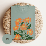 Orange Daisy Graphic Shirt, Retro Floral T-Shirt for Flower Lovers, Groovy Botanical Tee, Cheerful Garden Gift for Women and Gardeners